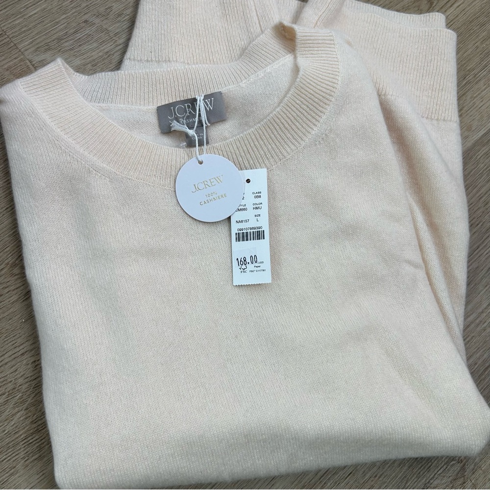 NWT J. Crew 100% Cashmere Relaxed Fit Sweater Vest in Heather Muslin Size Large - Picture 3 of 15
